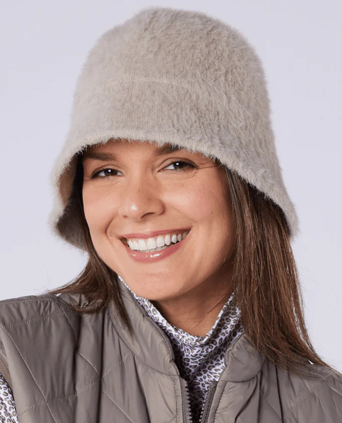 Bella Buck Hat