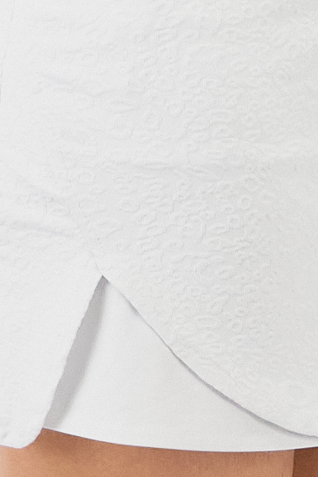 Pure Ava Jacquard Pull On Skort in White