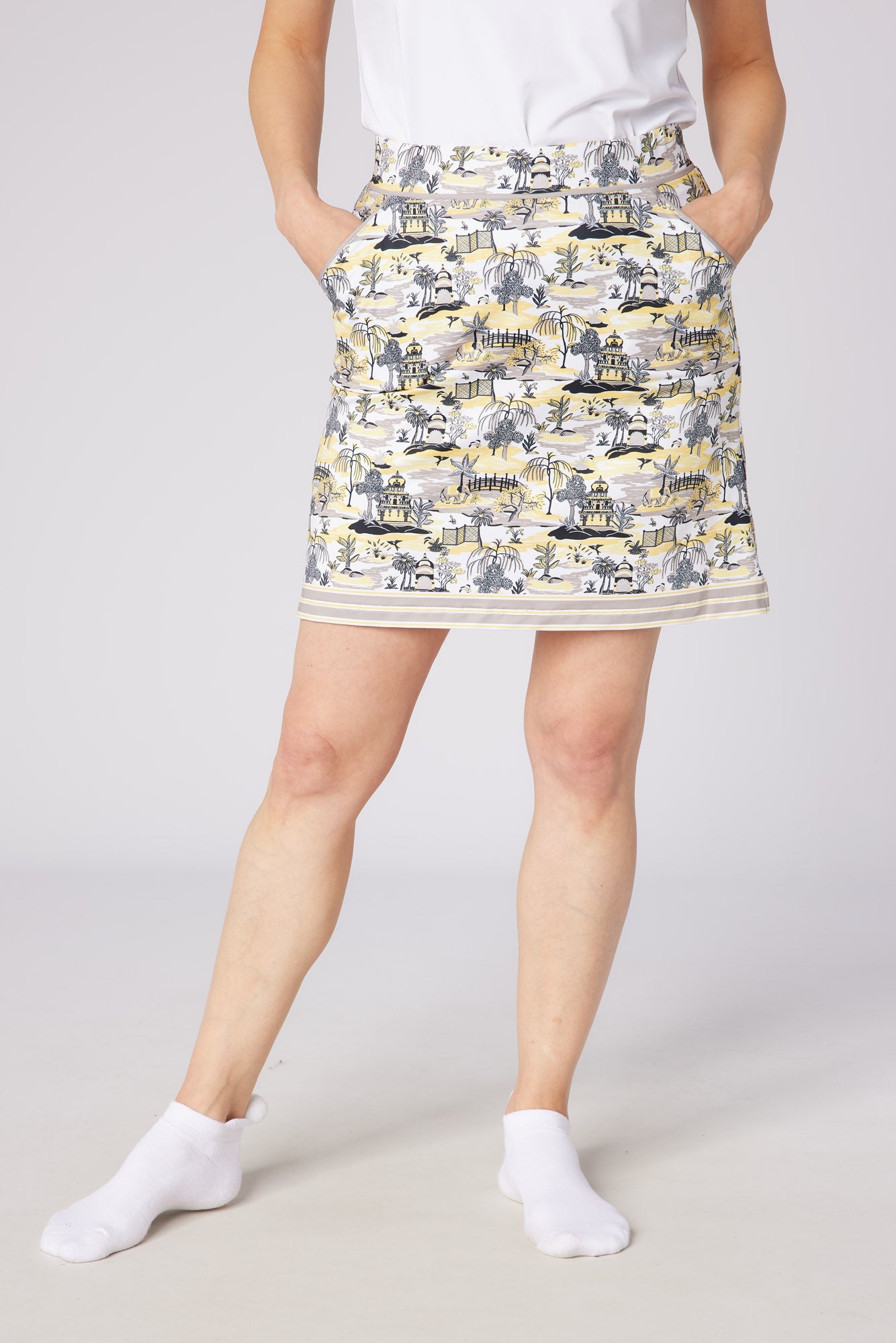 Swing out Sister Reef Pull On Skort in Indian Dawn