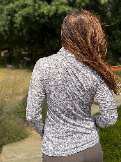 Shadow Roll Neck
